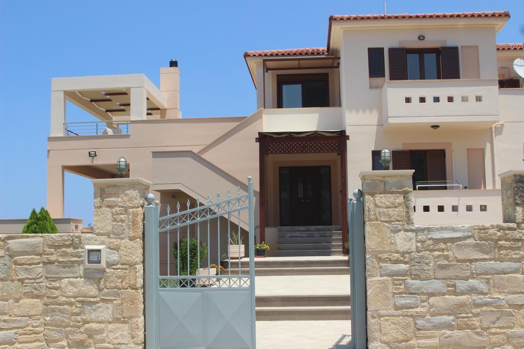 Villa Saint George Maroulás Exterior photo