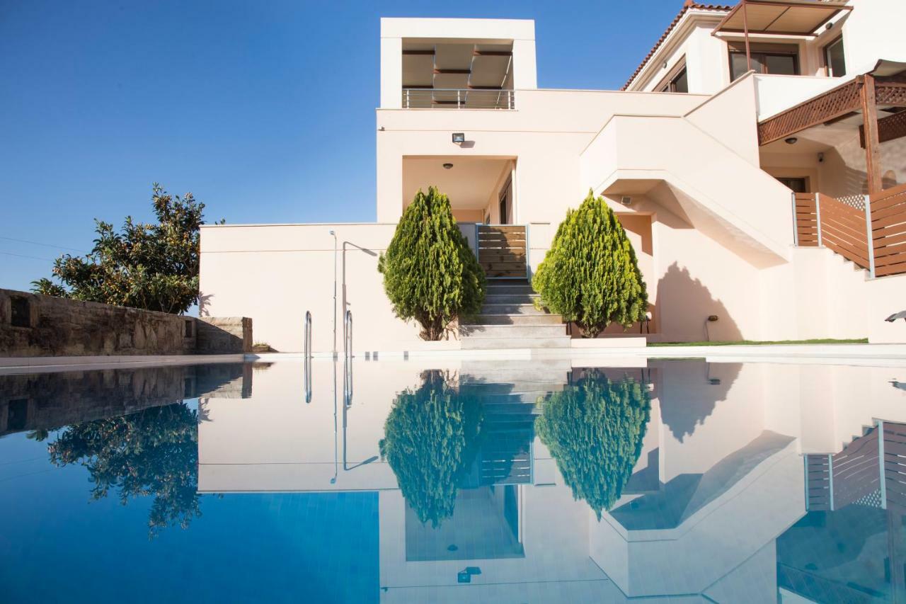 Villa Saint George Maroulás Exterior photo