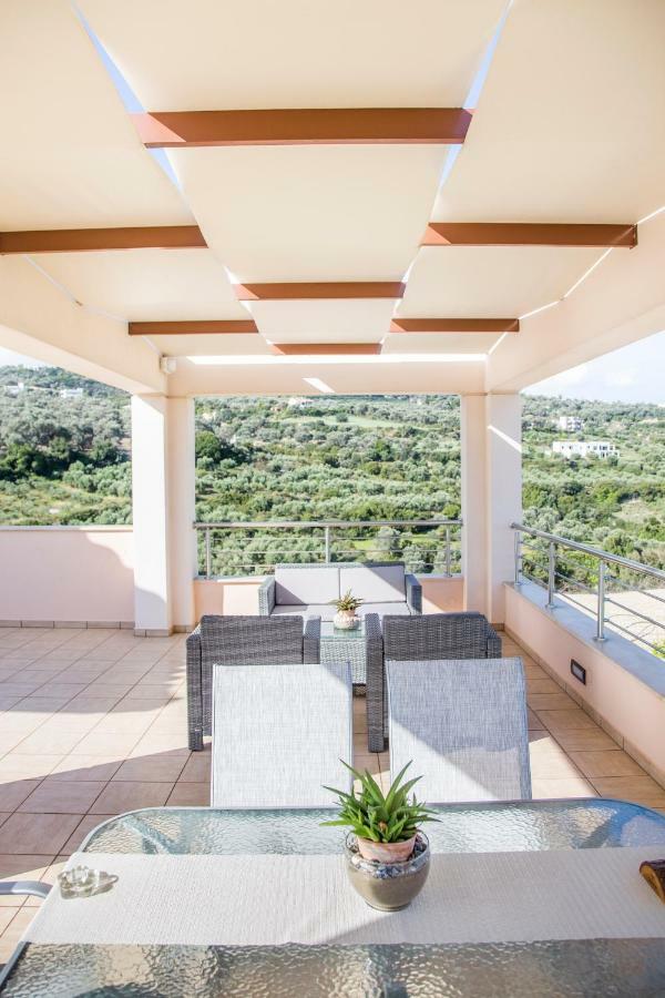 Villa Saint George Maroulás Exterior photo